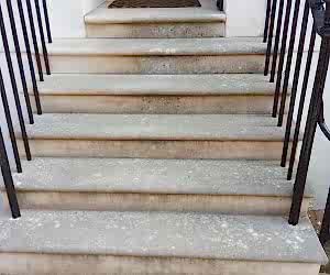 pressure washing stone steps London, before